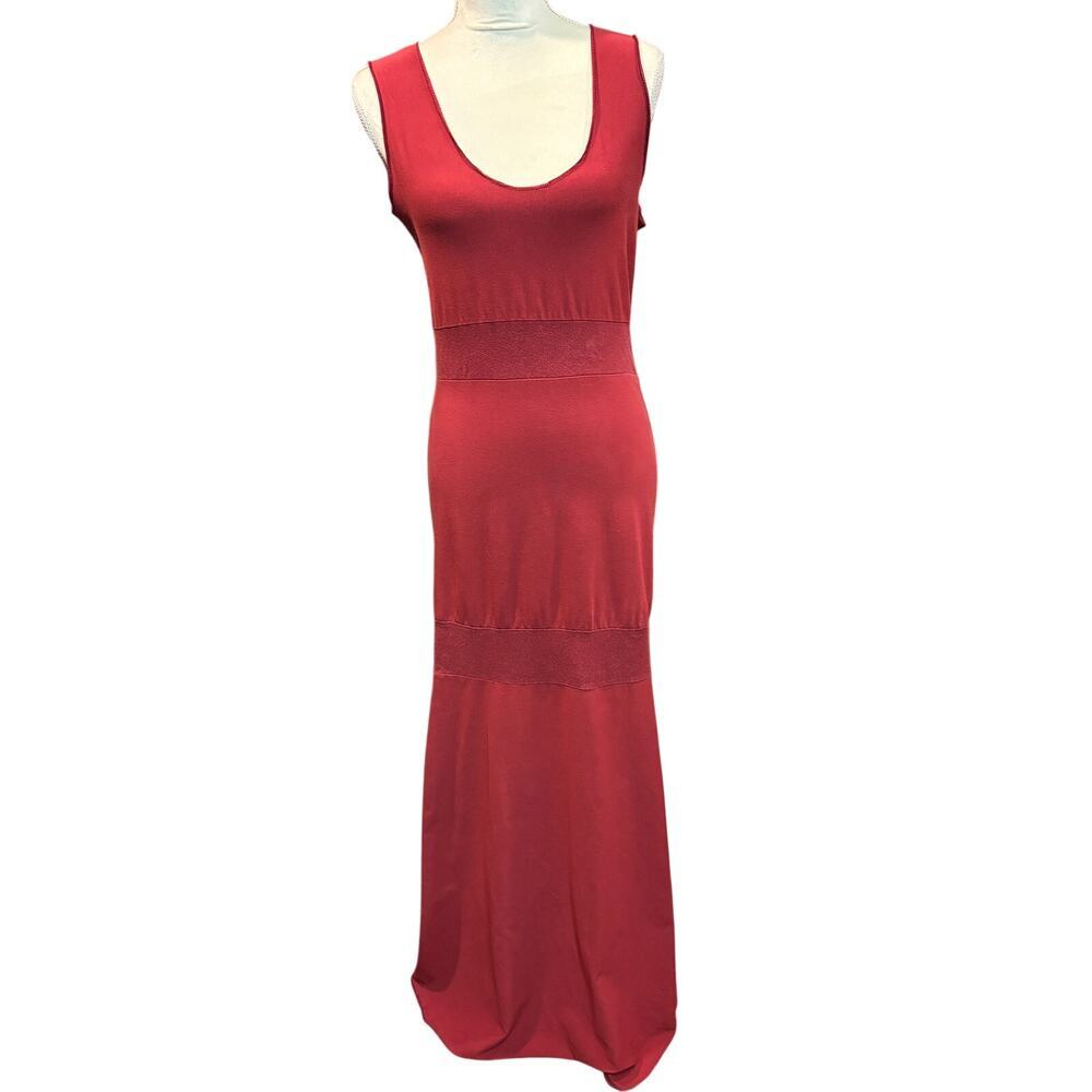 Red Sleeveless Round Neck Maxi Dress